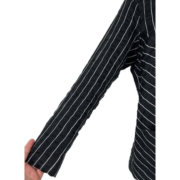 Chicos Black & White Striped Textured Blazer Jacket Size 2 US L - Picture 4 of 8